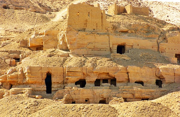 مقابر النبلاء 